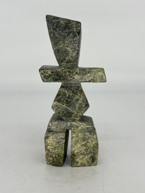 67905 Inukshuk
